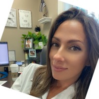 Laura L.