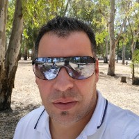 Óscar M.