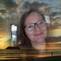 Anne Leahy