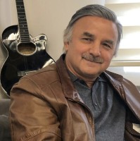 Yahya İsmet Menekşe