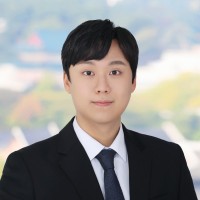 Dongchan Lim