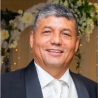 José B Hernandez