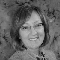 Patty Surowski, Mm