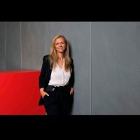 Mirela Bold