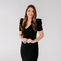 Laura Canales