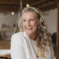 Rebecca Thomas