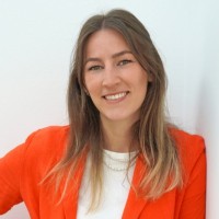 Nina Henze