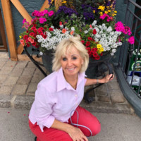 susie Nelles
