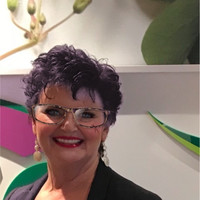 Tineke Van Geest