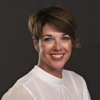 Suzanne Retief