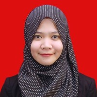 Putri Nuril Komari Badri
