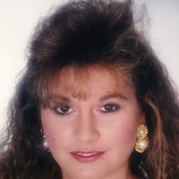 Bobbi Luebbert, Cmp