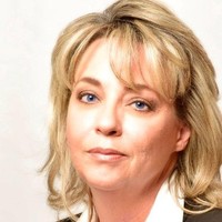 Debbie strang