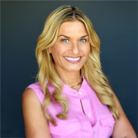 Angela Skulteti