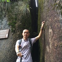 杨成君