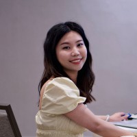 Yingyi Lu