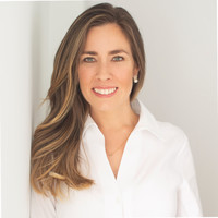 Valentina Lares