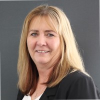 Toni Andrews