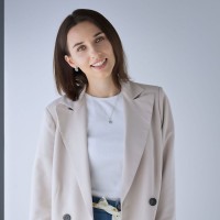Julia R.