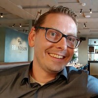 Etienne Pisters Eslog