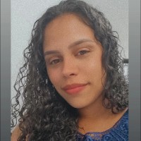 Crislayne Gomes
