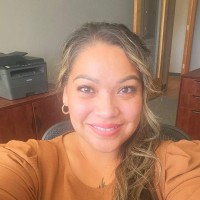 Leslie Flores