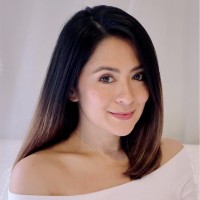 Antoinette Taus
