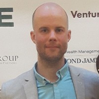 Steve Amos
