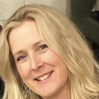 Jennifer Raitt