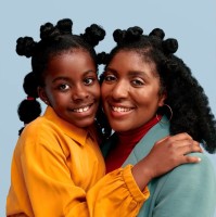 Frobelles Founders - Yvonne and Alyssa