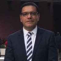 Tomas Solís