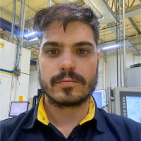 Mike Adriano rosa