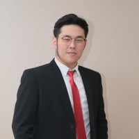 Roberto Setia, Cwm