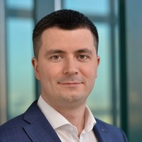 Антон Медведев