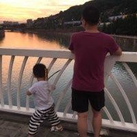 石亮亮