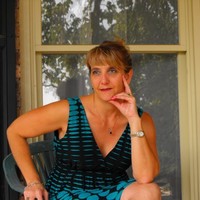 Bette White