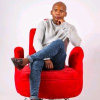 Ntsikelelo Cenenda