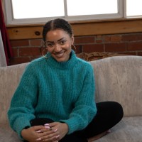 Stephanie Hinds