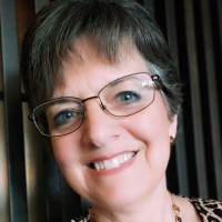 Lisa Maciejewski-West