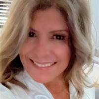 Linda Benuto