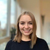 Chloe Champagne, Ma