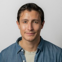 Roberto Mendoza