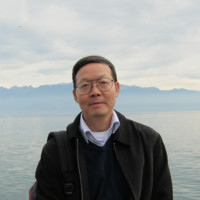 潘航文
