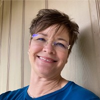 Julianne- -⏱️EMS Educators’ Advocate
