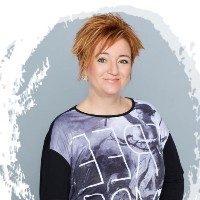 Zsuzsa Racz