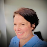 Leanda Kneebone