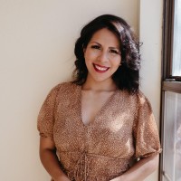 Tania Lowe