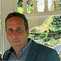 Iván J. Murphy