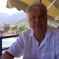 Simon J Hodgkinson