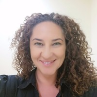 Kerri Bell